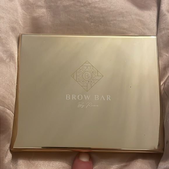 BROW BAR BY REEMA Hollywood Icon “Drama Queen” Palette (Brand New!) 💘 - Picture 2 of 5